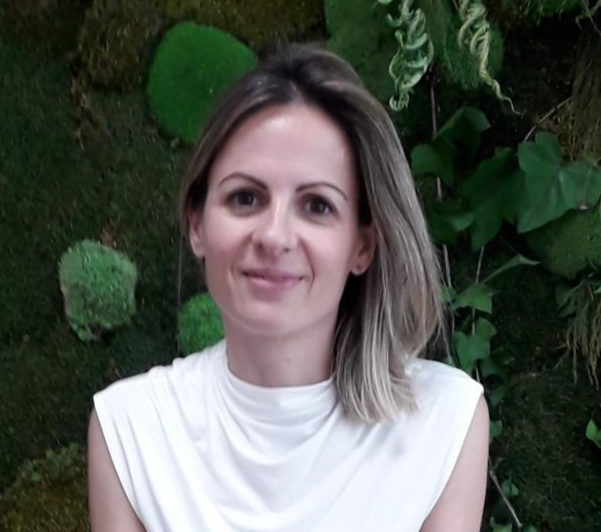 Dr Vernica Carceln