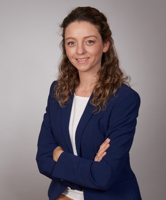 Tugce Asici-van Houselt