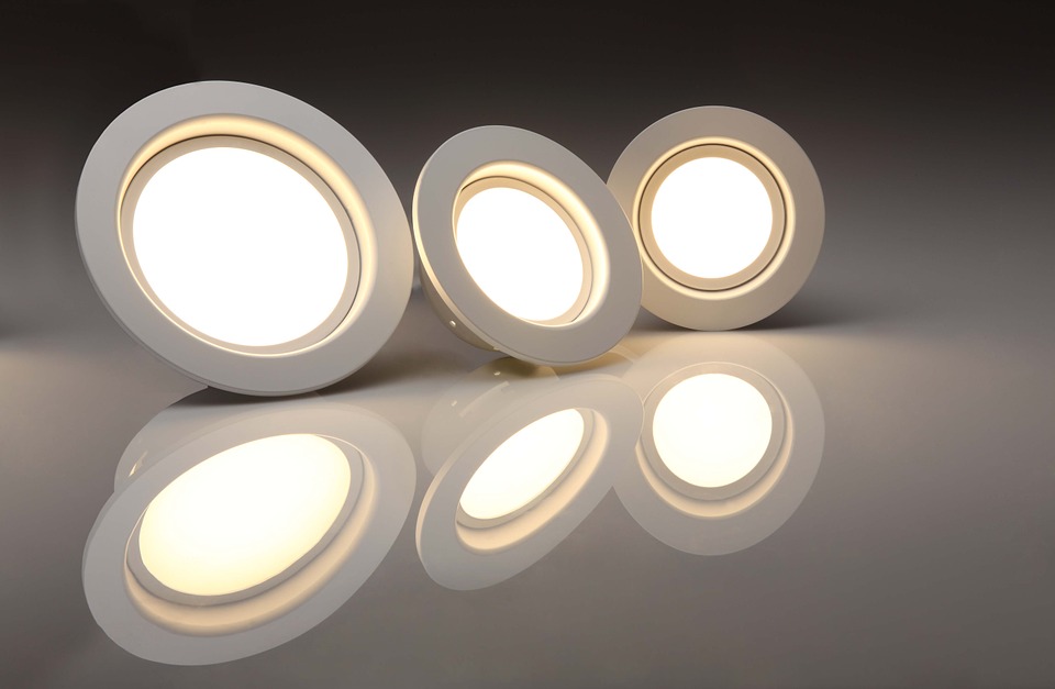 Polycarbonate is a leading material choice used to address some of the most difficult challenges of the LED lighting industry Polycarbonate for LED Lights