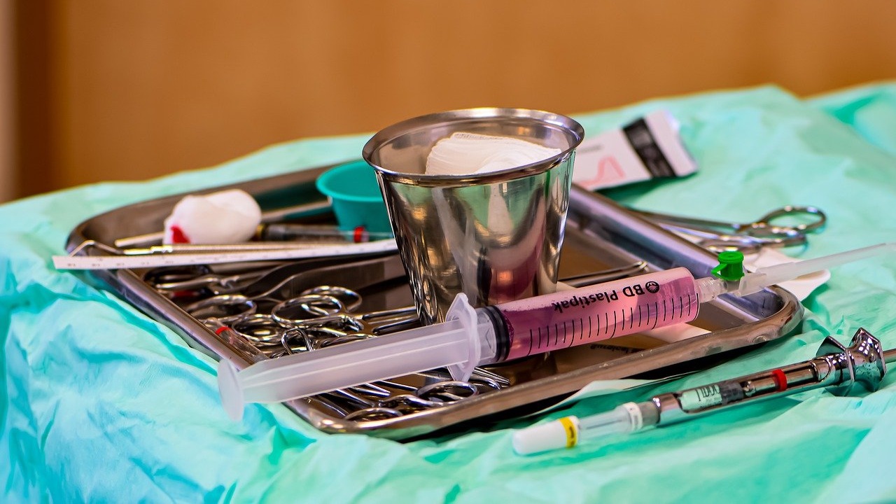 Used in medical applications such as syringes, labware, sharps containers, and other medical equipment and devices Used in medical applications such as syringes, labware, sharps containers, and other medical equipment and devices