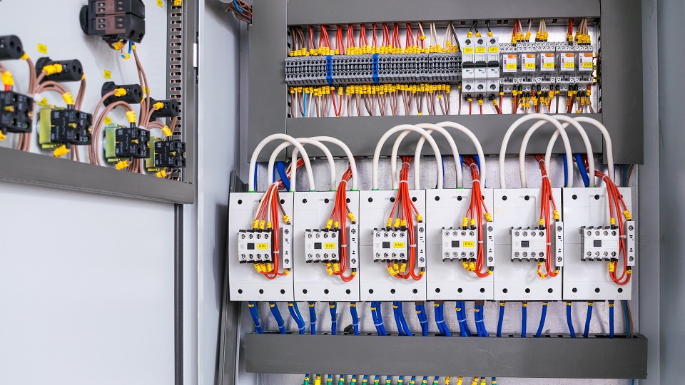Plasticized PVC products for electrical applications such as insulation and jacketing
