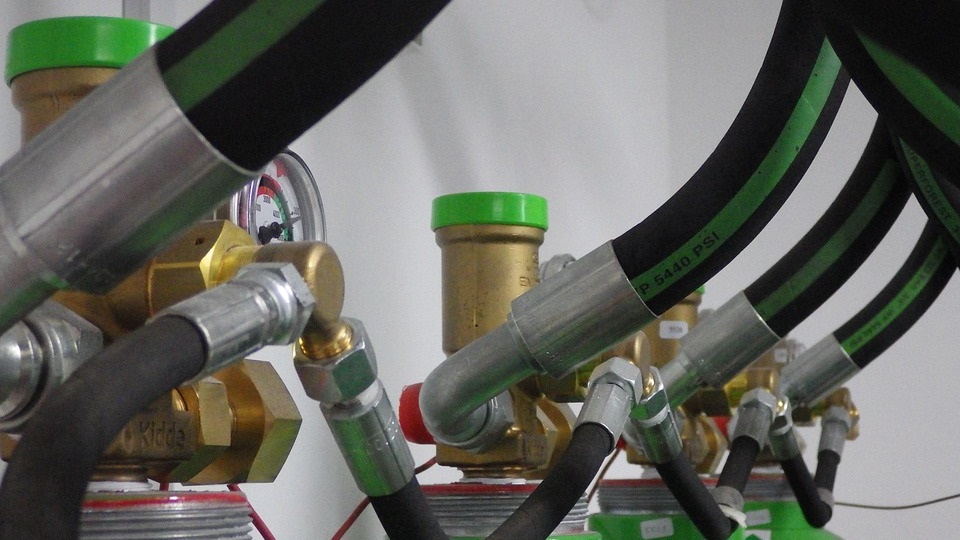 Heat-shrinkable or flexible tubing made from PVDF resin Heat-shrinkable or flexible tubing made from PVDF resin