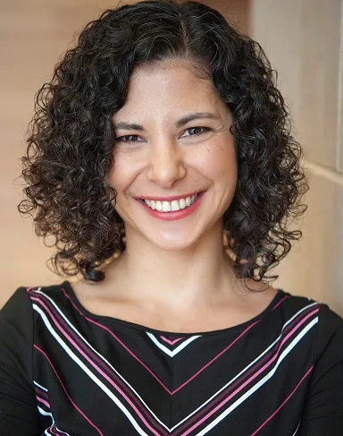 Kadriye Hieronymi Headshot