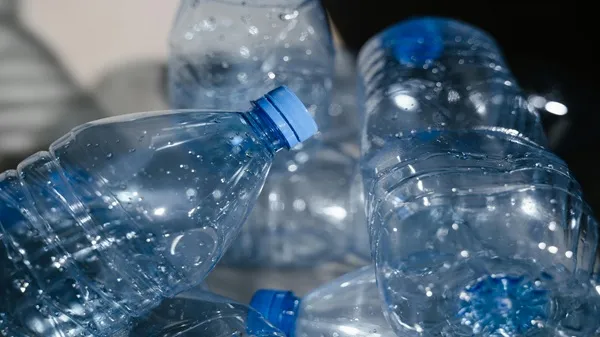 Evonik Partners with Oerlikon to Promote Chemical Recycling of PET Waste