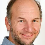 Arno Schut - Author